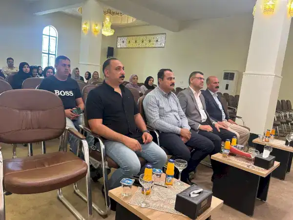 ندوة لتوعية الموظفين المعرضين للمخاطر المهنية في العمل